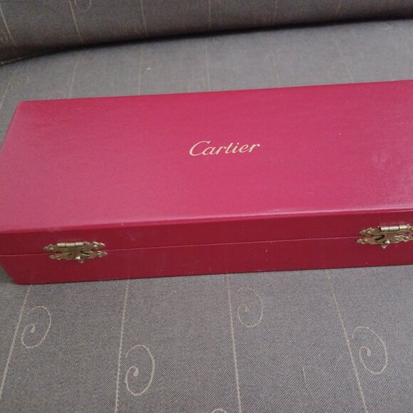 "Le Maisons de Cartier Collection" 5 piece flatware place setting - Picture 5 of 6